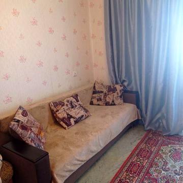 Продається однокімнатна квартира в центрі по вул Гоголя 15.