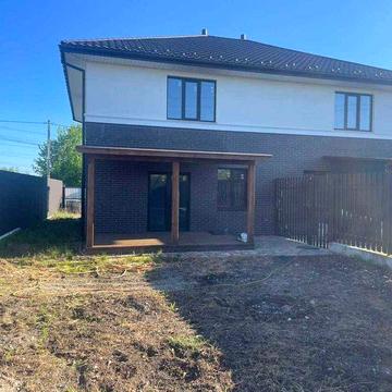 Красиві дуплекси з великою ділянкою та газом