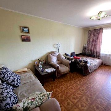 Срочно продам 1к.квартиру, чешка, пр.Героев!Победа 6!