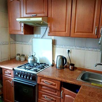 +Продам 3 ком.квартиру Малый рынок  27000 дол, жилая