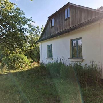Продається хата поблизу Шацька