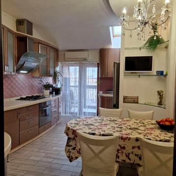 Продаж 4 кк Центр Соборна