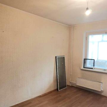 Hg11 М.Холодная Гора,,продам 2ух комн.кварт,,Залютино,ул.Таборова71/1,