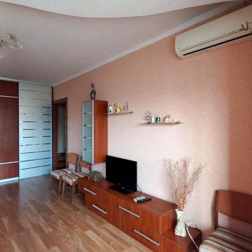 Героїв просп., 45
