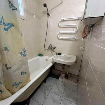 Сдам 1 к квартиру Беляева