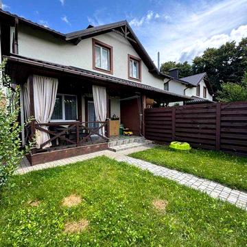 Дуплекс 110 м² з ремонтом, терасою та паркомісцем. Без комісії