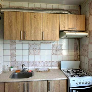 Продам двухкомнатную проспект тракторостроителей Салтовка .г Харьков