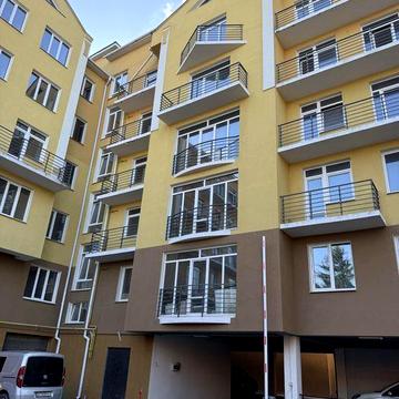 Продається двокімнатна квартира в новобудові в історичному центрі