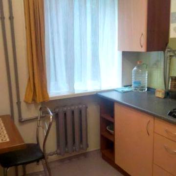 Оренда гарної однокімнатної квартири на Червоній.