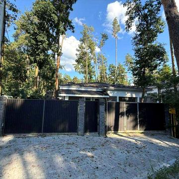 Одноповерховий будинок 120 м² у лісовій Бучі з розтермінуванням