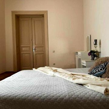 Здається 1-кімнатна квартира, по вул. Івана Франка, 62