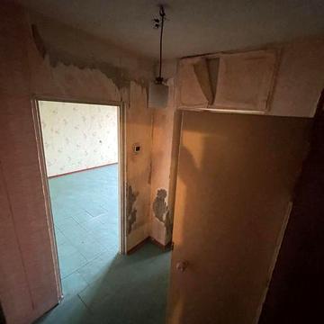 Продам 1к Тополь1 Варус