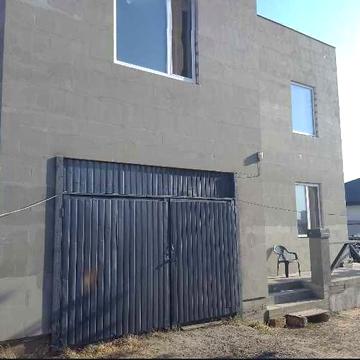 Продам 2 эт дом 185м 1 фонтанка/лески на 8 сотках.