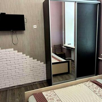 Сдам 1 к.кв. студию ЮЖД, Центральный рынок,парк Стрелка