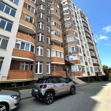Продається 3 кімнатна квартира
