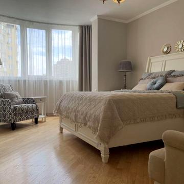 Однокімнатна квартина з ремонтом на Позняках