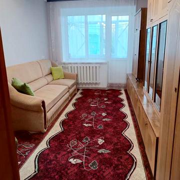 Продам 2х кімнатну квартиру район 8 школи.