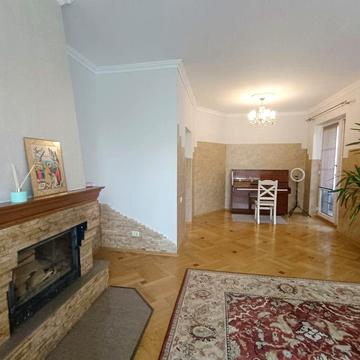 Продаж окремостоячого будинку в мальовничому місці в с. Бартатів (18 к