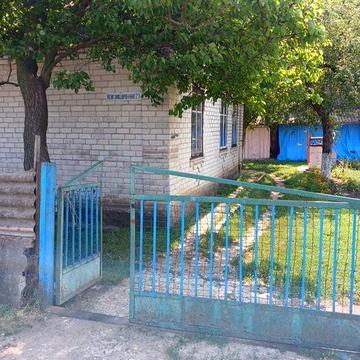 Продам дім у селі