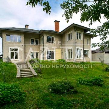 Заньковецької вул., 18