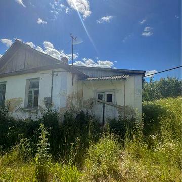 Продаж будинку біля Рівного,Бронники + два городи