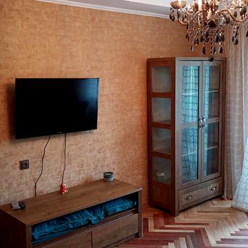 Русанівська набережна вул., 10