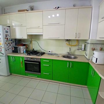 Роксоляни вул., 43б