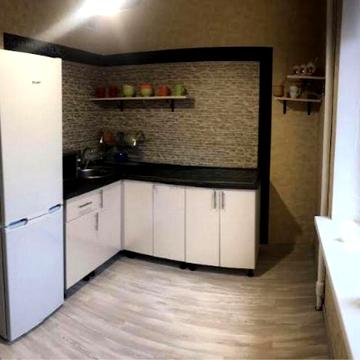 Затишна 1к квартира вул. Анни Ахматової 4