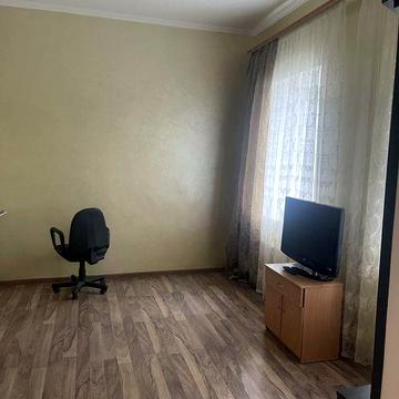Сдам 2 комнатную квартиру