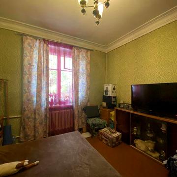 Продам  2-х комн квартиру в Центре