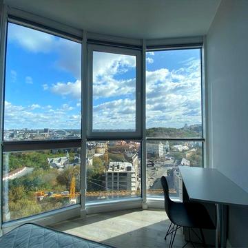 1-к кв. 44м2, Глибочицька, Поділ плаза, Воздвиженка, Контрактова площа