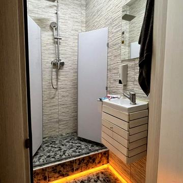 Миру вул., 7