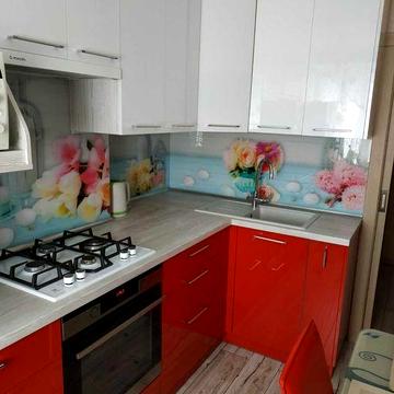 Продам 2х ком квартиру на ж/м Парус , ( Коммунар )