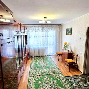 Продаж 2к Квартира Космонавтів вулиця