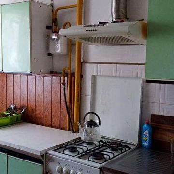 Продаж 4 кімнатной квартири.