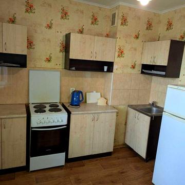 Здаю 1 кімнатну пр Науки 55 метро Видубичи  або Деміівська