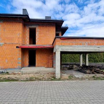 Продаж  окремостоячого  будинку  в затишному місці  с. Зубра біля лісу