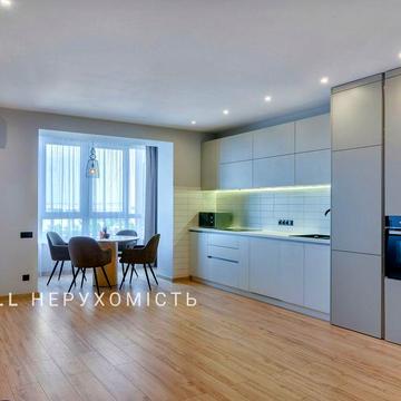 Продам квартиру з дизайнерським ремоном в центрі в новобудові ЖК Харківська 3/1