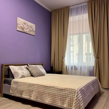 Апартаменты с балконом Крещатик