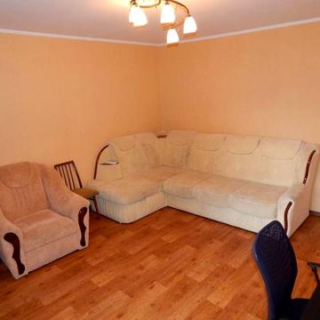 Новосельського вул., 73