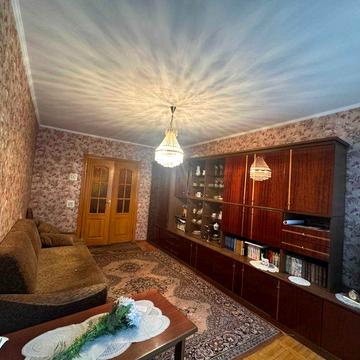 Продам 3-кімнатну квартиру в хорошому стані