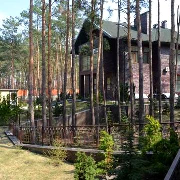 Будинок в охоронюваному котеджному містечку «Південний», Конча-Заспа.