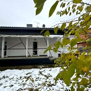 2к. кв., Березовий Сквер, можна під комерцію! ЦЕНТР!