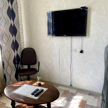 Продаю гостинку на Центральном рынке