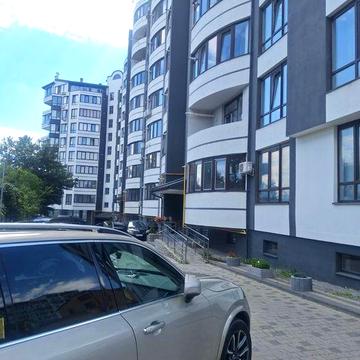 Від власника Продам 1к. квартиру в Трускавці центр ЖК Фортеця 1 поверх ЖК Фортеця
