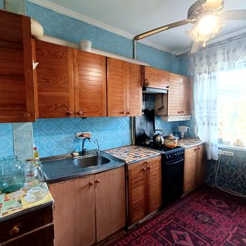 Академіка Корольова вул., 92