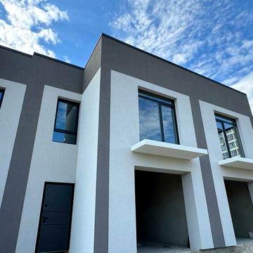 Продаж готового Таунхауса 135 м2 з гаражем і власним двором! (Пасічна)