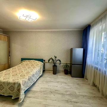 Голосіївський просп. (40-річчя Жовтня), 96