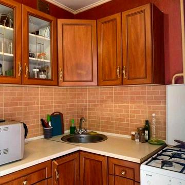 Здам ХОРОШУ 1-кімнатну квартиру, р-н 6 школи, вул. А. Голуба