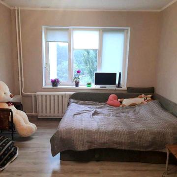 Продам 1-у квартиру в Обухові, вул. Миру, 14